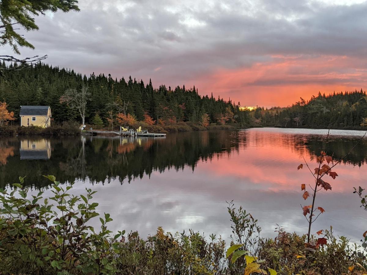 Fiddler'S Lake Escape Gabarus Extérieur photo