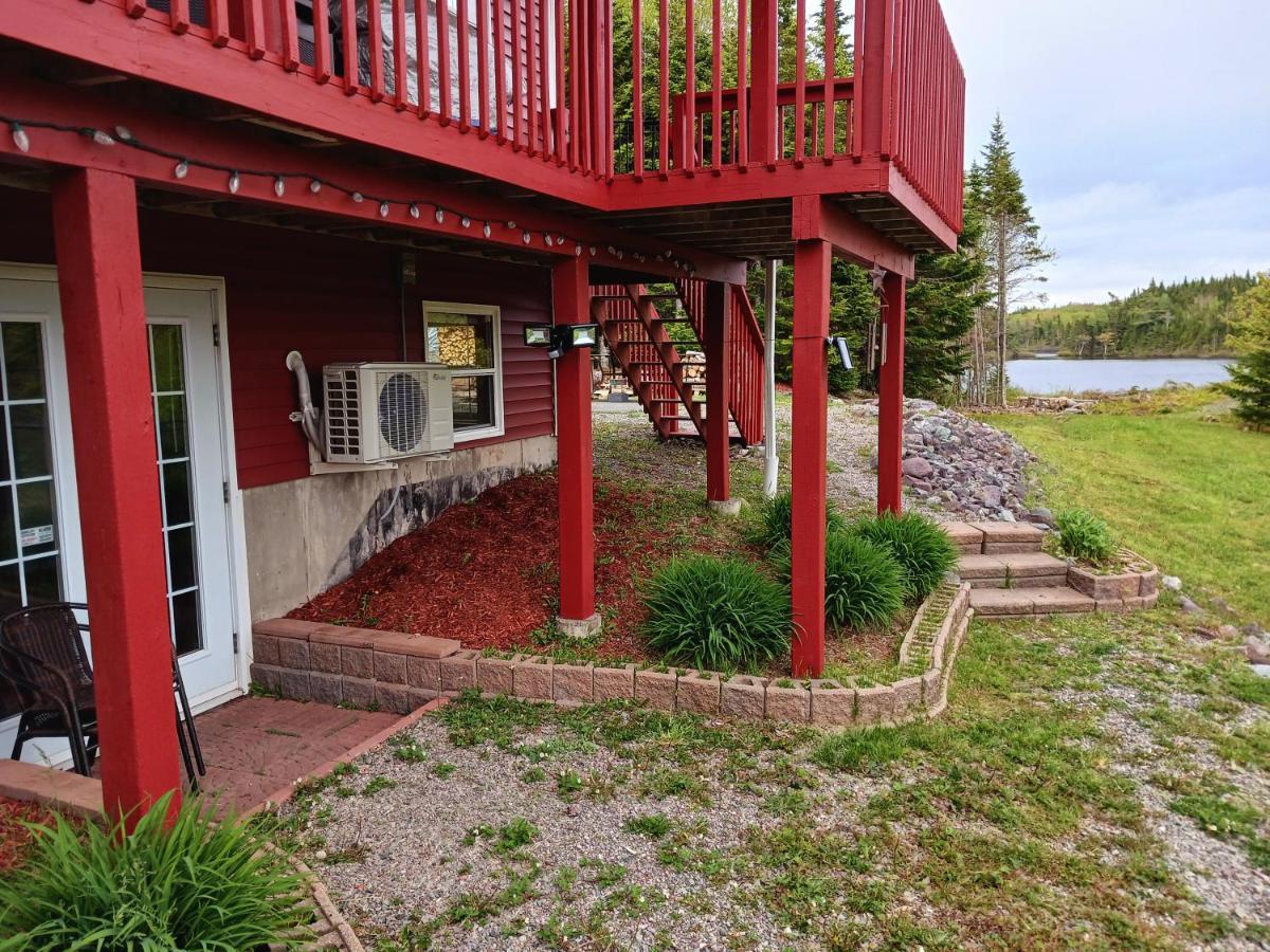 Fiddler'S Lake Escape Gabarus Extérieur photo