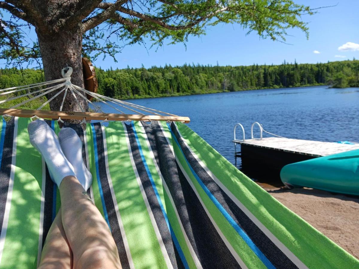 Fiddler'S Lake Escape Gabarus Extérieur photo